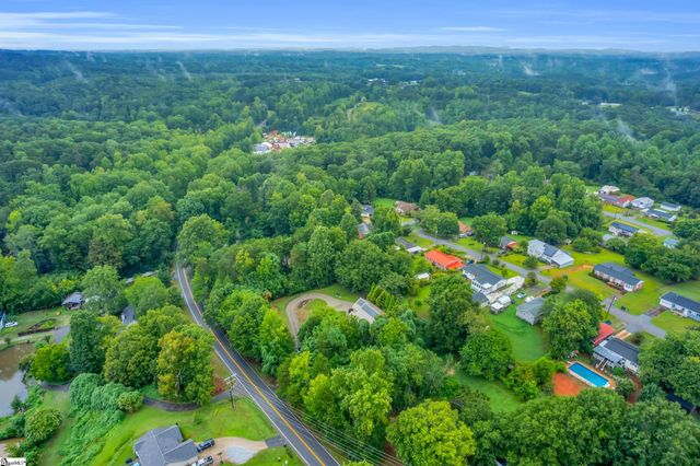 4724 State Park Road, Travelers Rest, SC 29690