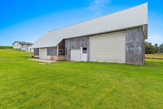 N2956 SLEEPY HOLLOW ROAD, Kewaunee, WI 54216