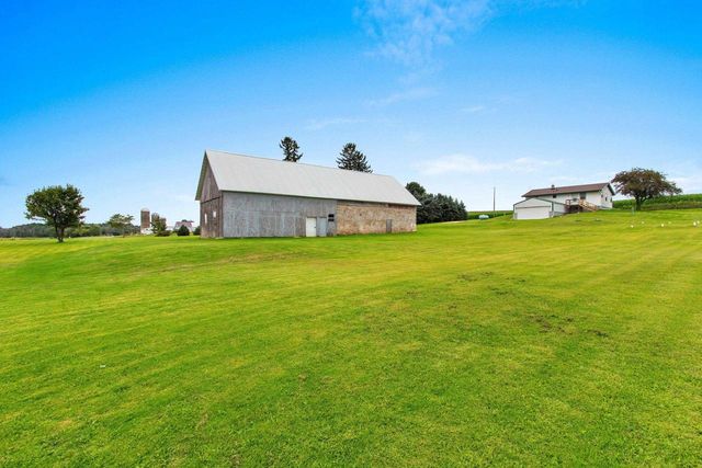 N2956 SLEEPY HOLLOW ROAD, Kewaunee, WI 54216