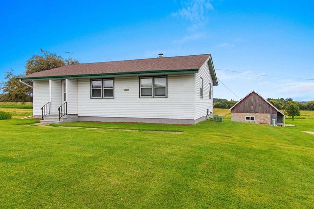 N2956 SLEEPY HOLLOW ROAD, Kewaunee, WI 54216