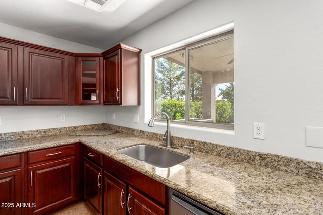 1731 E MAGNUM Road, San Tan Valley, AZ 85140