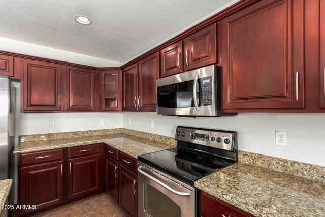 1731 E MAGNUM Road, San Tan Valley, AZ 85140