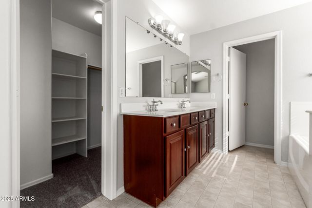 1731 E MAGNUM Road, San Tan Valley, AZ 85140