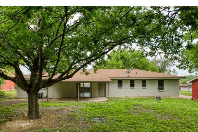 2416 Hillview Drive, Fort Worth, TX 76119