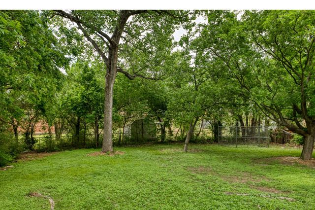 2416 Hillview Drive, Fort Worth, TX 76119