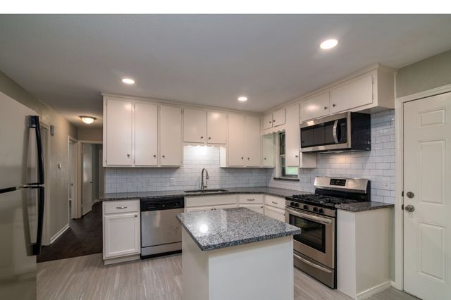 2416 Hillview Drive, Fort Worth, TX 76119