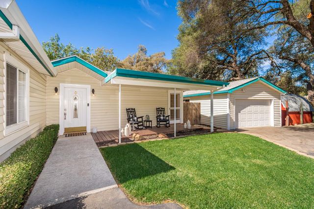 1265 Merry Knoll Rd, Auburn, CA 95603