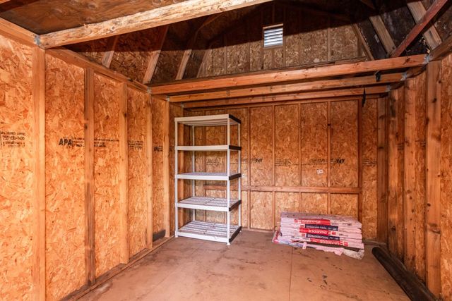 1265 Merry Knoll Rd, Auburn, CA 95603