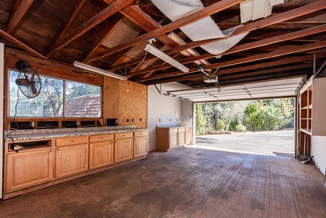 1265 Merry Knoll Rd, Auburn, CA 95603