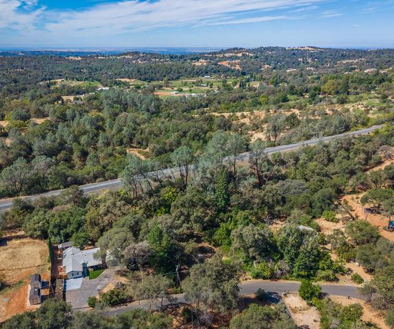 1265 Merry Knoll Rd, Auburn, CA 95603