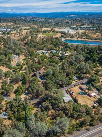 1265 Merry Knoll Rd, Auburn, CA 95603