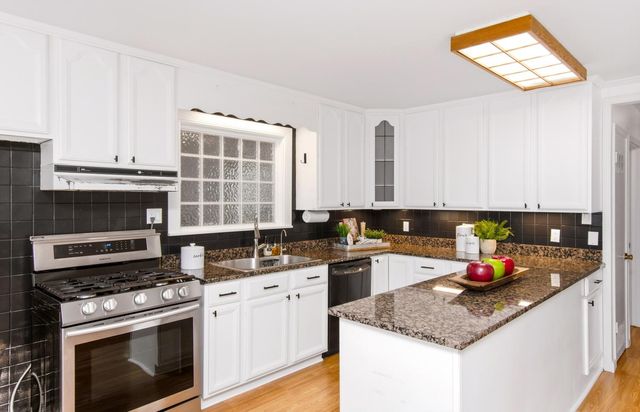 1265 Merry Knoll Rd, Auburn, CA 95603