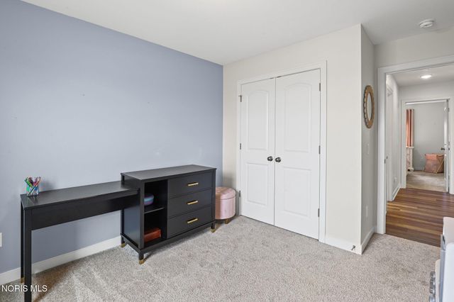 5328 Brint Crossing Boulevard, Sylvania, OH 43560