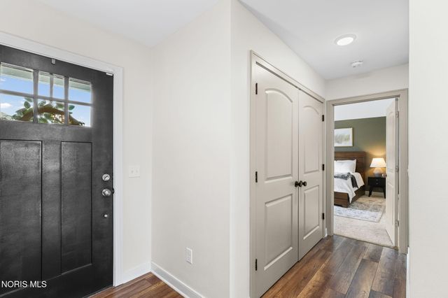 5328 Brint Crossing Boulevard, Sylvania, OH 43560