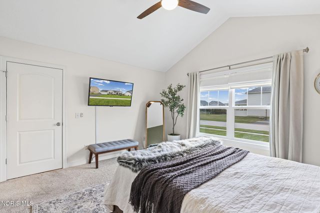 5328 Brint Crossing Boulevard, Sylvania, OH 43560