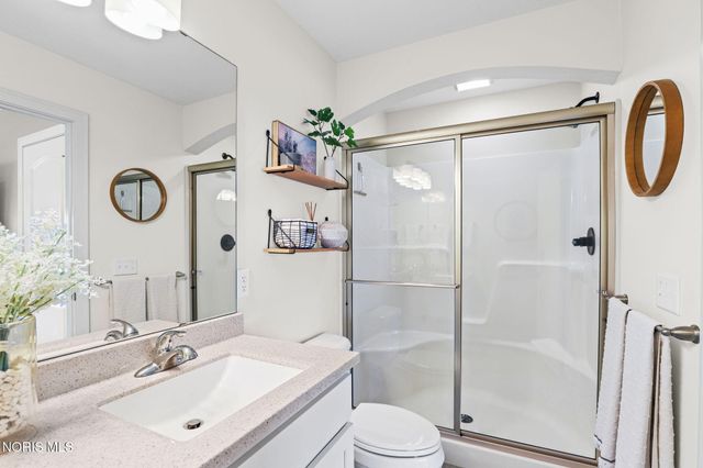 5328 Brint Crossing Boulevard, Sylvania, OH 43560