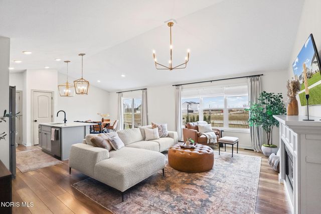 5328 Brint Crossing Boulevard, Sylvania, OH 43560