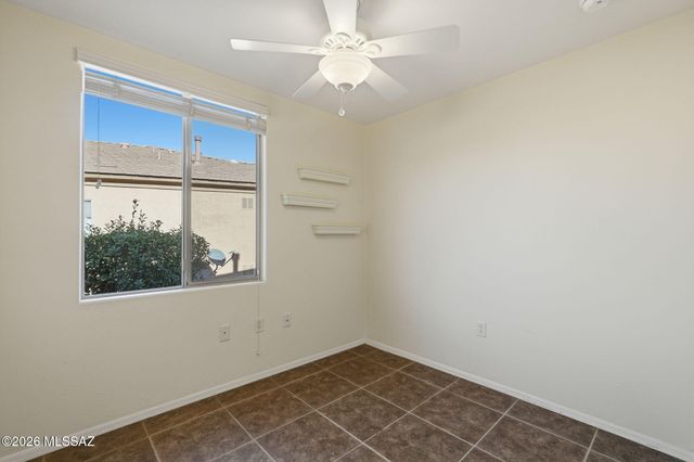 501 N Michelangelo Drive, Green Valley, AZ 85614