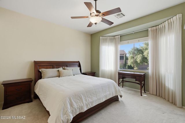 501 N Michelangelo Drive, Green Valley, AZ 85614