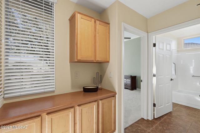 501 N Michelangelo Drive, Green Valley, AZ 85614