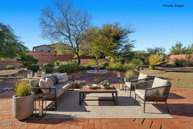 501 N Michelangelo Drive, Green Valley, AZ 85614