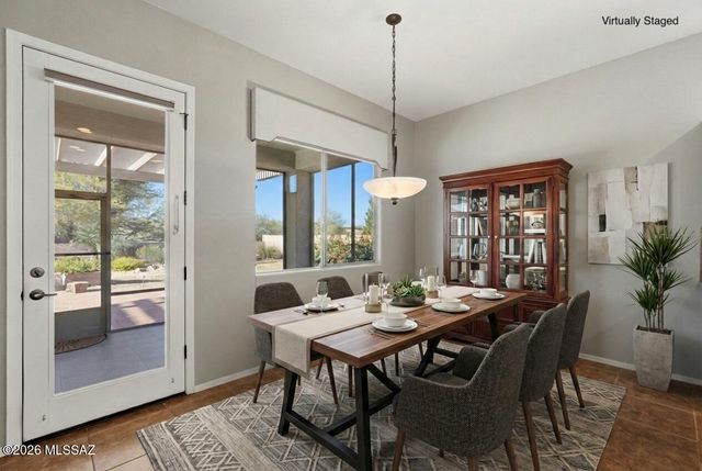 501 N Michelangelo Drive, Green Valley, AZ 85614