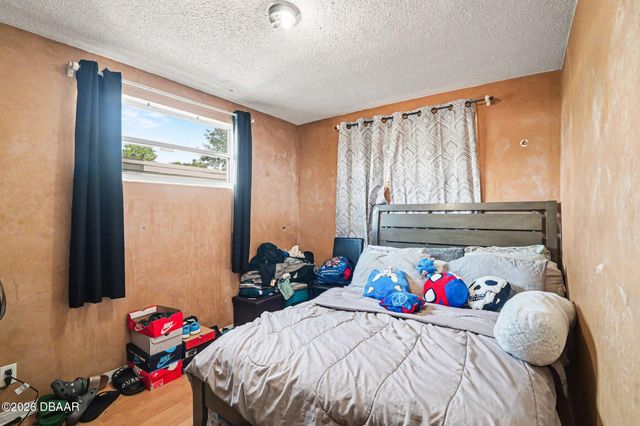 1432 Richmond Avenue, Daytona Beach, FL 32117