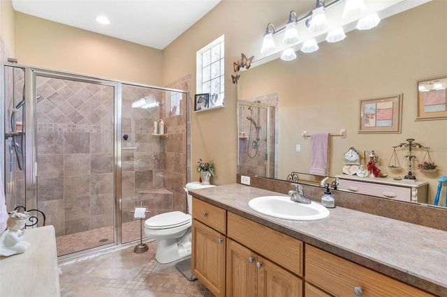 81 TWIN LAKE CIRCLE, Umatilla, FL 32784