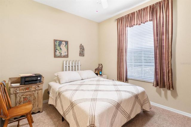 81 TWIN LAKE CIRCLE, Umatilla, FL 32784