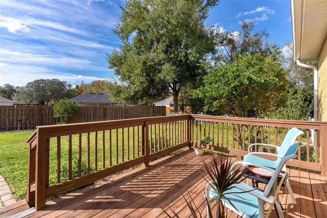 81 TWIN LAKE CIRCLE, Umatilla, FL 32784