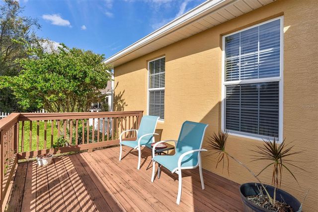 81 TWIN LAKE CIRCLE, Umatilla, FL 32784