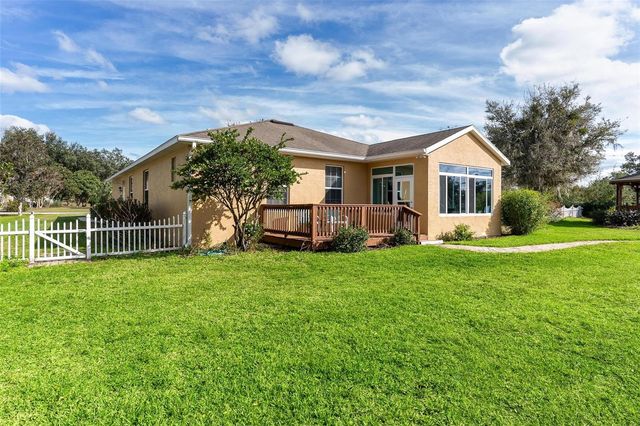 81 TWIN LAKE CIRCLE, Umatilla, FL 32784