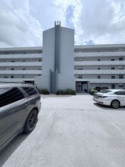 299 NW 52nd Terrace PH-U, Boca Raton, FL 33487