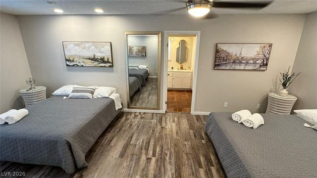 1887 East Viking Road, Las Vegas, NV 89169