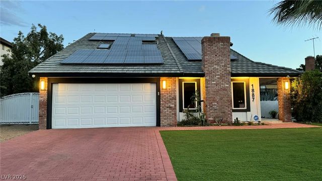 1887 East Viking Road, Las Vegas, NV 89169