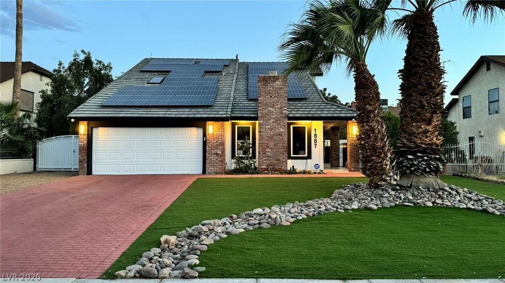 1887 East Viking Road, Las Vegas, NV 89169