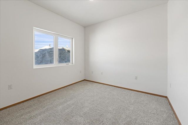 2667 DESERT EAGLE LOOP, North Pole, AK 99705