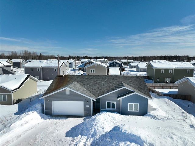 2667 DESERT EAGLE LOOP, North Pole, AK 99705