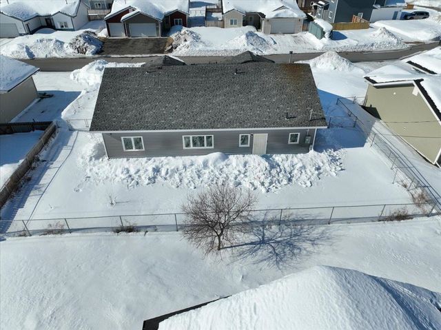 2667 DESERT EAGLE LOOP, North Pole, AK 99705