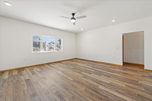 2667 DESERT EAGLE LOOP, North Pole, AK 99705