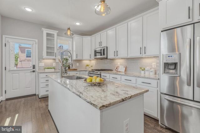 610 S ROBINSON ST, Baltimore, MD 21224