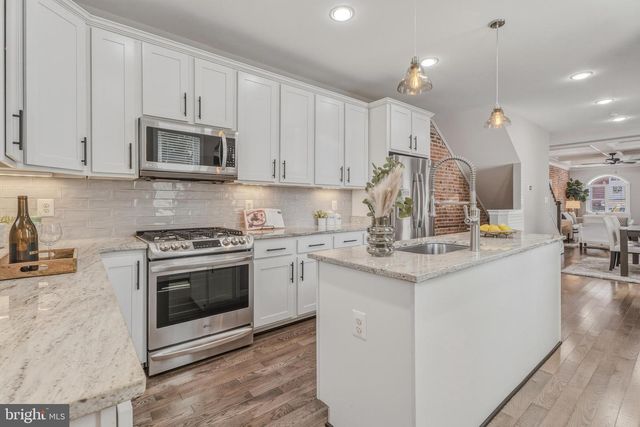 610 S ROBINSON ST, Baltimore, MD 21224
