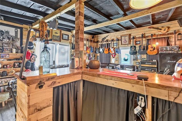 215 Johnson Street, Hogansville, GA 30230