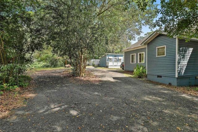 215 Johnson Street, Hogansville, GA 30230