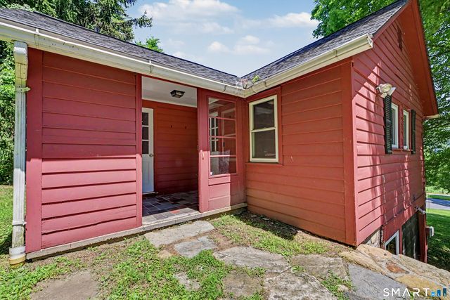 41 Poplar Street, New Milford, CT 06776
