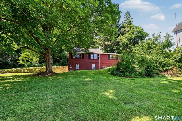 41 Poplar Street, New Milford, CT 06776