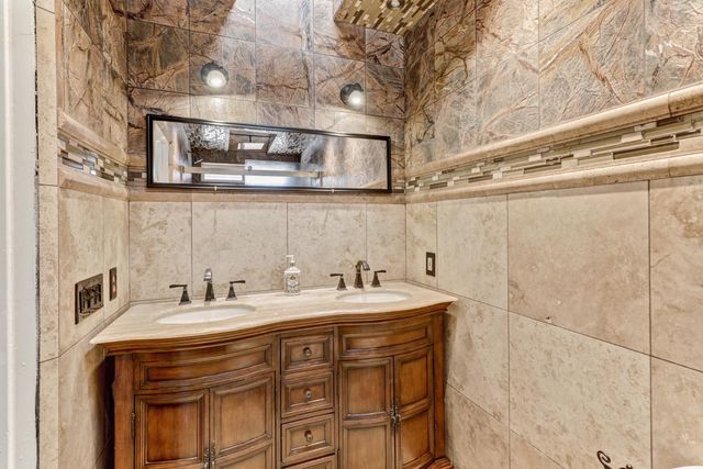 6511 Mossview Way, Citrus Heights, CA 95621