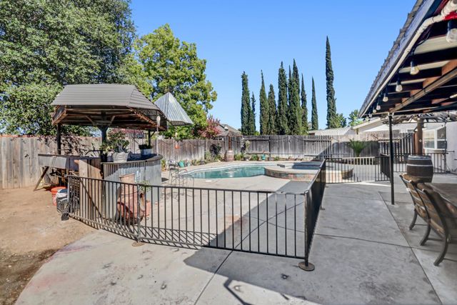 6511 Mossview Way, Citrus Heights, CA 95621