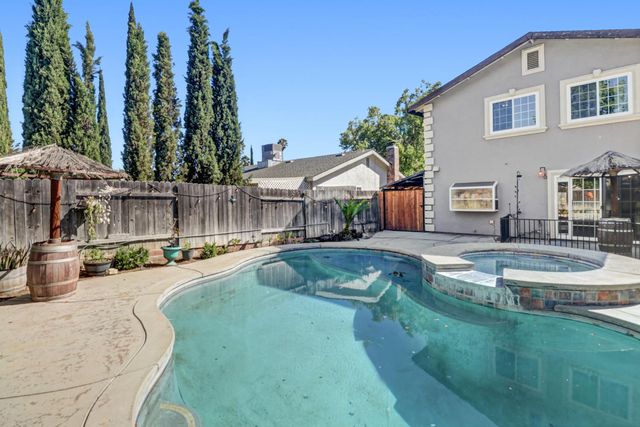 6511 Mossview Way, Citrus Heights, CA 95621