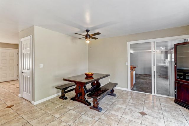 6511 Mossview Way, Citrus Heights, CA 95621